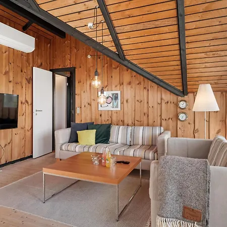 Hyggeligt Og Lyst Taet Pa Vesterhavet Og Klitterne I Vejlby Klit Sj513 *