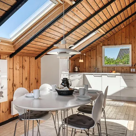 Hyggeligt Og Lyst Taet Pa Vesterhavet Og Klitterne I Vejlby Klit Sj513 * هاربور